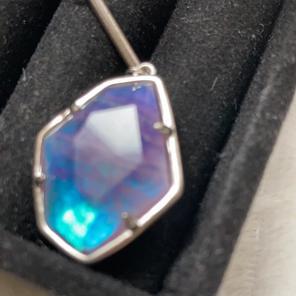 Charmian Gold Drop Earring (Amethyst) - Picture 8 of 8